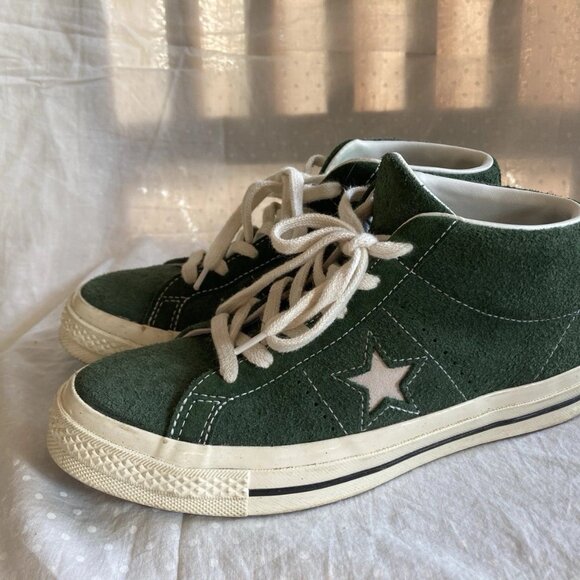 Converse One Star Mid Suede sneakers in a Ox green color Rare!! W 6.5/ M 4.5 - Picture 2 of 9